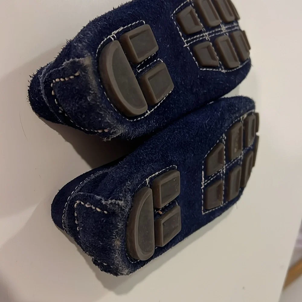 Sry Lanka Boys blue suede driving moccasins